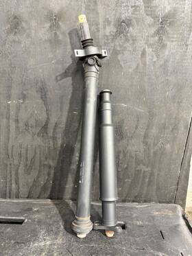 8090631 Bmw 18-20 F80 F82 F83 Lci M3 M4 Metal Swivel Joint Driveshaft Drive Shaft Oem