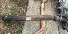 15902926 Cadillac 2007-2014 Yukon Denali Awd Tahoe Front Driveshaft Drive Shaft 6.2l Oem