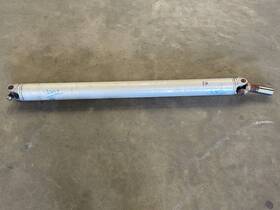 23147489 Cadillac 15-20 Escalade Esv Rear Driveshaft Drive Shaft Propeller 4x4 1475 Oem