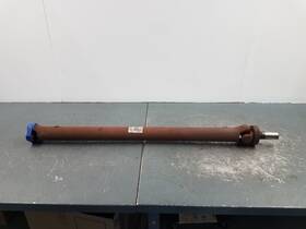 12568187 Chevrolet 2002 Chevy Camaro Z28 35th Vert Driveshaft - Auto Transmission #6585 L7 12568187 Chevrolet 2002 Chevy Camaro Z28 35th Vert Driveshaft - Auto Transmission #6585 L7