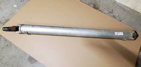 15708721 Chevrolet 97-03 S10 Pickup Truck Crew Cab 4x4 Rear Drive Shaft 123 Inch Wb Oem