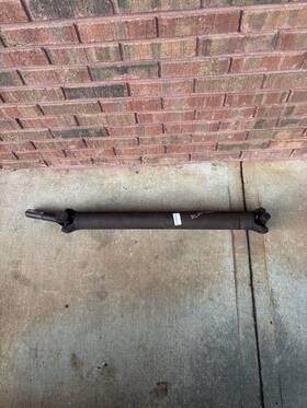 15711973 Chevrolet Front Drive Shaft Excluding Crew Cab 4x4 Fits 99-07 Chevy Silverado 1500 - 19ad