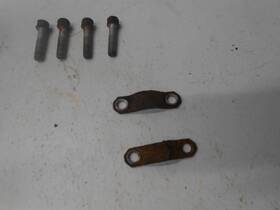 Smitley-351-14-243 Chevrolet 2004 Silverado 1500 Rear Drive Shaft Bolts With Brackets Smitley-351-14-243 Chevrolet 2004 Silverado 1500 Rear Drive Shaft Bolts With Brackets
