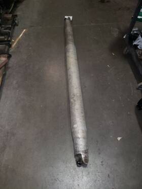 431-04640 Chevrolet Truck 1999-2007 Silverado Classic Style Rear Drive Shaft Kr129306