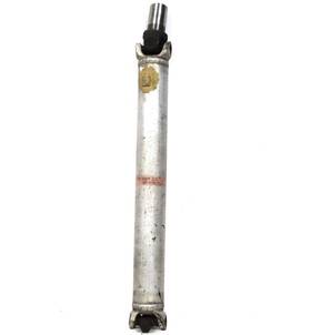 12557818 Corvette 1984-1996 Chevrolet Rear Driveshaft Used Oem 12557818 Corvette 1984-1996 Chevrolet Rear Driveshaft Used Oem