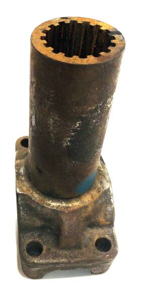 3818917 Corvette 1963-1964 Chevy Transmission Driveshaft Slip Yoke 16 Spline Oem