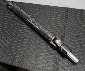 37000-n3000 Datsun Oem 240z S30 Driveshaft Low Miles Pn