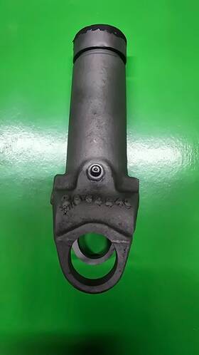 2882243 Dodge 1977 Rear Drive Shaft 4 X Yolk 75 76 77 78 79 Mopar Gm Chevy