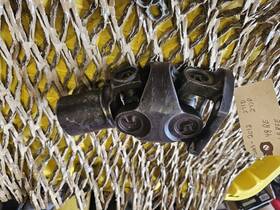Dodge Ram Cummins 271d-273d 2003-2012 2500 3500 4x4 Front Driveshaft Flange/ Yoke Oem