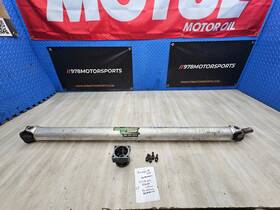 610104 Dss 2004-2006 Pontiac Gto 6.0 A/t Aluminum 1 Peice 3.5 Inch Driveshaft