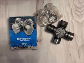 20054p Federal Mogul Nos Oem Trw U Joint Kit - New