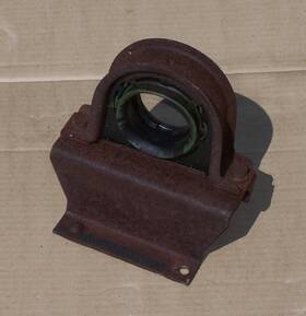 230119 Ford 72 F350 Rear Driveshaft Support Carrier Bearing 3.25 Inch Drop Bracket Oem