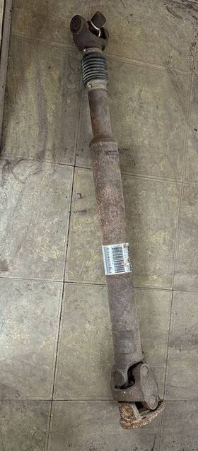 5c34-4a376-e Ford 2006 F250 Front Drive Shaft