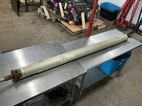 9l34-4602-kc Ford 2011-2014 F150 5.0 4x4 Extended Cab Aluminum Driveshaft 6 1/2 Foot Bed #140