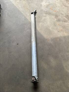 Bc34-4602-fbc Ford 11-16 F250 F350 Srw Ccsb 4wd Auto 156 Inch Wb Rear Driveshaft