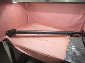 Bi15852 Ford 1999 - 2002 F350 7.3 Diesel 4x4 Short Box Extended Cab Rear Driveshaft Oem Bi15852 Ford 1999 - 2002 F350 7.3 Diesel 4x4 Short Box Extended Cab Rear Driveshaft Oem