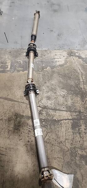 Lk41-k357ca Ford 2023 Transit 350 Driveshaft Like New Less Than 50mi