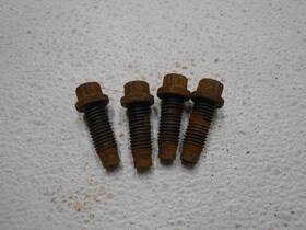Ford Smitley-410-11-1195 2012 F250 Rear Of Driveshaft Bolts