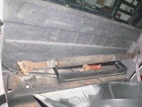 431-04950a Ford Truck Rear Drive Shaft 137 Inch Wb Automatic 4wd Fits 00-02 F250sd Pickup 1636179