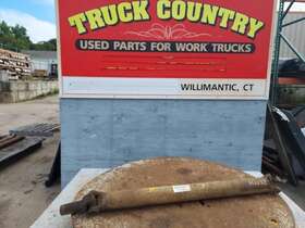 431.fd8p05 Ford Truck F550sd 2005 Rear Drive Shaft