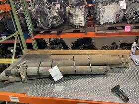 431.fd8p16 Ford Truck F550sd 2016 Rear Drive Shaft 1020172