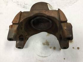 63416811 Fuller End Yoke Power Divider - Used P/n