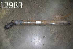 15713676 General Motors 2001 2003 Chevrolet Silverado 3500 2wd Rear Half Driveshaft 01 02 03