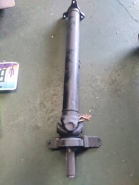 Zds9765 General Motors 2011 Camaro Ss Driveshaft And Carrier Zds9765 General Motors 2011 Camaro Ss Driveshaft And Carrier