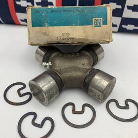 1482672 Gm Nos U-joint Kit 1968-1981 Corvette Some Olds Trucks #1482672