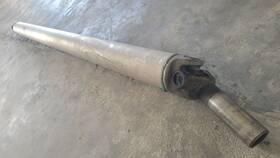 15165398 Gm Used Oem 2002-2005 Quadrasteer Awd Rear Driveshaft Sierra Denali
