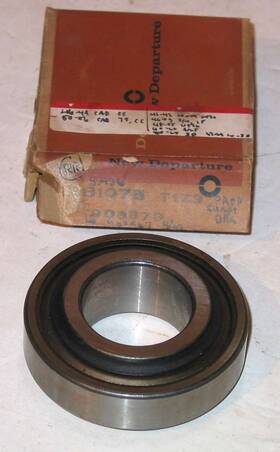 Gm 906879 1946-1956 Cadillac Chevrolet Truck Nos Propeller Shaft Ctr Bearing