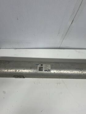 23469168 Gm Trucks Rear Prop Drive Shaft 4x4 6.2l Oem Gmc Yukon 2015-17 Escalade