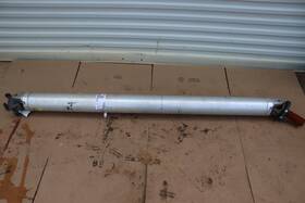 84620590 Gm Trucks 2020-2021 Chevy Silverado 2500 4x4 Crew Cab 6.6 Inch Box Rear Driveshaft Oem 84620590 Gm Trucks 2020-2021 Chevy Silverado 2500 4x4 Crew Cab 6.6 Inch Box Rear Driveshaft Oem