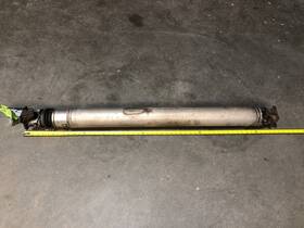 5696091 Honda 1998-2002 Passport Rear Drive Shaft Oem Back Driveline 3.2l 5sp 4x4