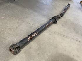 431.is8p12 Isuzu - Medium Duty Truck Used 2012 Npr Front Section Of Drive Shaft 39 Inch Weld To Diesel