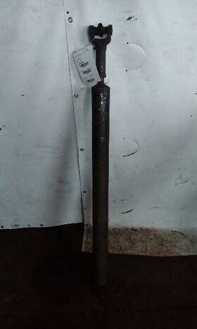431-01575 Jeep 80-84 J Series J10 Rear Drive Shaft 119 Inch Wb 6 Cylinder