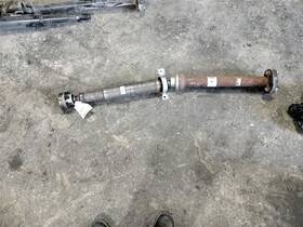 431-02372 Jeep Rear Drive Shaft 4wd 215mm 8.46 Inch Ring Gear Fits 11-12 Grand Cherokee 3817844