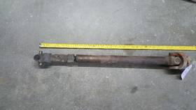 52098341 Jeep 1993 Grand Cherokee Front Drive Shaft Automatic Transmission Oem