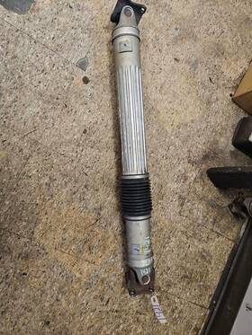 52853466ab Jeep 08-12 Liberty Rear Drive Shaft 3.7l 4x4 Transfer Case Mp256 Select-trac 52853466ab Jeep 08-12 Liberty Rear Drive Shaft 3.7l 4x4 Transfer Case Mp256 Select-trac