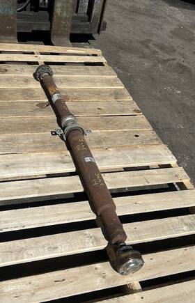 P68206210aa Jeep 2011 2021 Grand Cherokee 3.6l 4x4 Drive Shaft Assembly Used Oem
