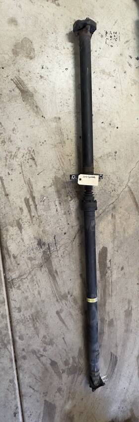 49300-1u100 Kia 11-13 Sorento 2.4l Rear Driveshaft Propeller Shaft Genuine Oem 493001u100
