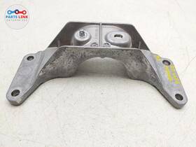 L8b2-4a315-aa Land Rover Lr131706 2020-23 Defender 110 Rear Drive Shaft Mount Bearing Support Bracket