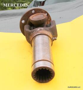 1804101601 Mercedes-benz 190sl Rear Driveshaft Universal Joint Splined Hub 57 - 63 190 219 220 1804101601 Mercedes-benz 190sl Rear Driveshaft Universal Joint Splined Hub 57 - 63 190 219 220