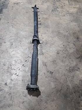 2044102206 Mercedes-benz 08-11 W204 C63 Amg Rear Differential Drive Propeller Shaft Driveshaft