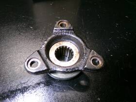 2102820345 Mercedes-benz Rear Transmission Output Flange Yoke 98-02 W210 E430 E320