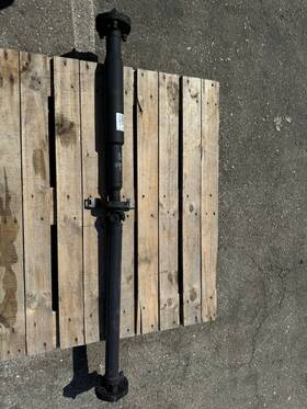 A2044108906 Mercedes-benz 10-15 X204 Glk350 Awd Rear Axle Driveshaft Drive Shaft Propeller Oem