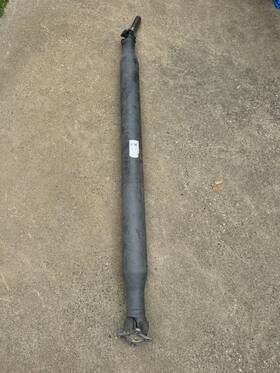 A9074104300 Mercedes Sprinter 2500 2019-2022 Rear Driveshaft Cardan A9074104300 Mercedes Sprinter 2500 2019-2022 Rear Driveshaft Cardan