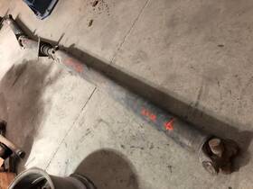 431.zz4911 Miscellaneous - Recreational Vehicles Used 3 Piece Rear Drive Shaft 208 Wbase Ford F53 Monaco Monarch Class A Rv 28020