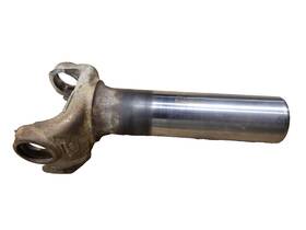 5011084aa Mopar 2wd Rear Drive Shaft Transmission Slip Yoke Dodge Ram 1500 05-08
