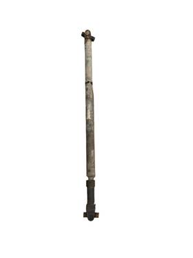 52088027 Mopar Front Drive / Prop Shaft For Jeep Wrangler Yj 87-95 M/t 4.0l 4.2l